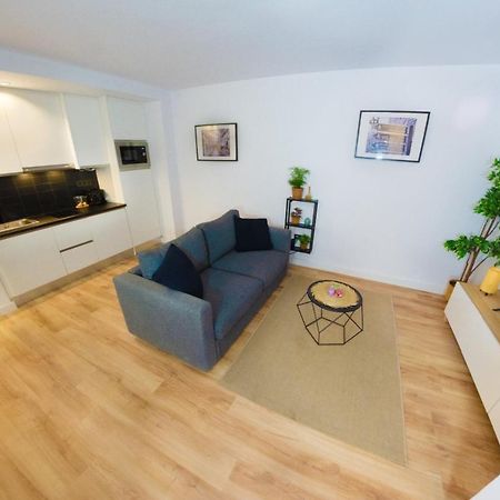 Modern Haven For Urban Explorers By Rems Μάλαγα Εξωτερικό φωτογραφία